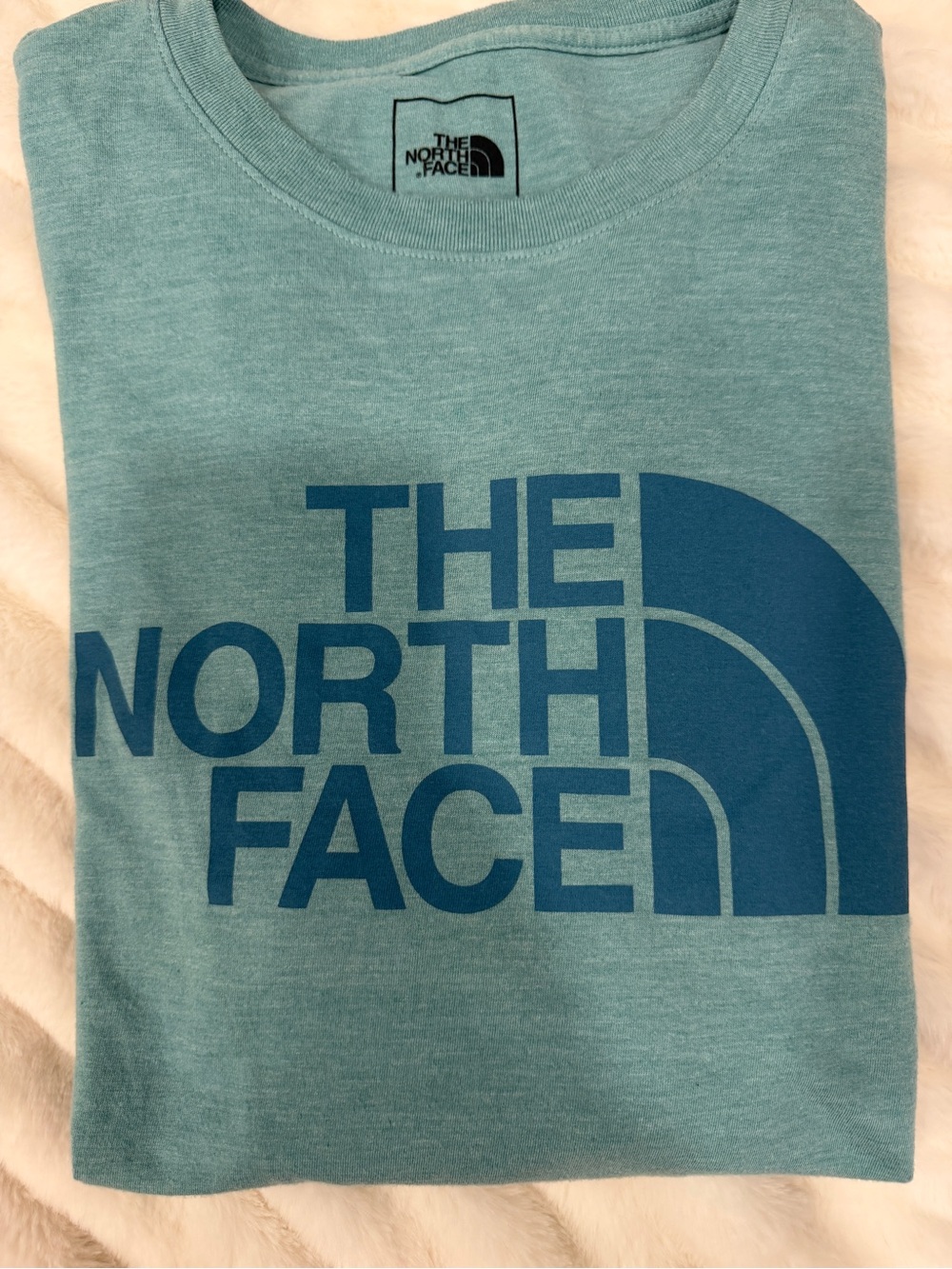 The North Face Short Sleeve Logo Tee *BUNDLE AND SAVE*
